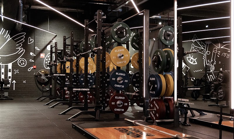 TrainMore Rotterdam Delftse Poort — Milon Cirkeltraining in Rotterdam