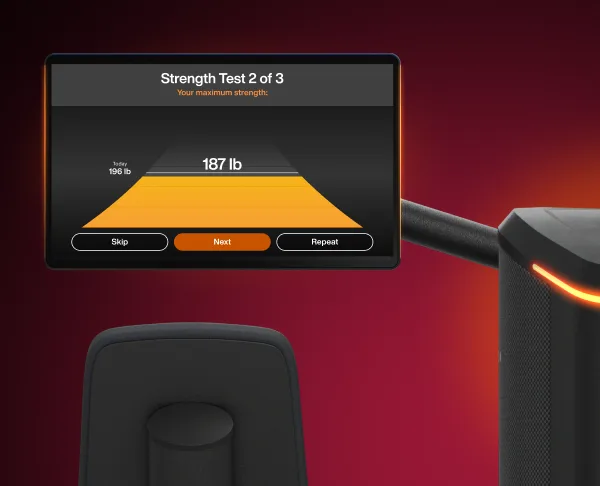 EGYM Smart Strength-toestel met scherm dat een krachttest toont